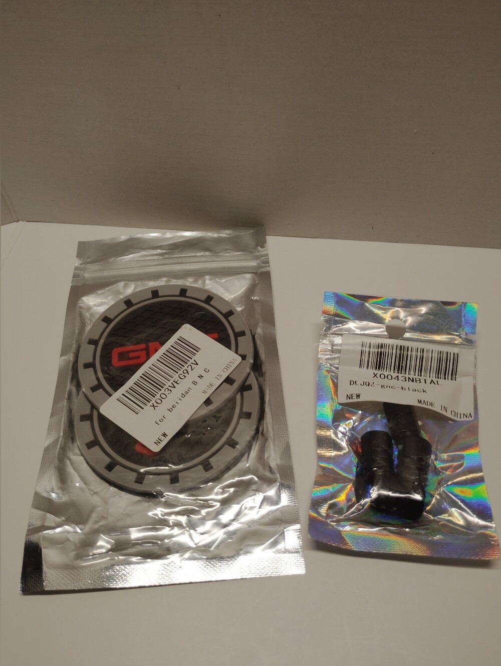 🚗 GMC Car Coasters 2 Pack & 4 GMC Stem Caps NWT - Picture 8 of 8
